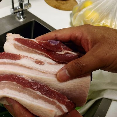 腐乳肉的做法步骤(腐乳肉的家常做法窍门)