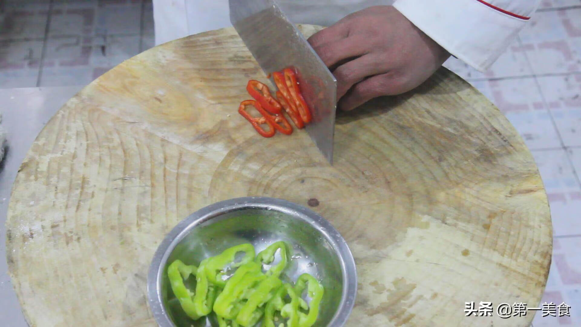 家常香辣虾怎么炒(香辣虾火锅的做法)