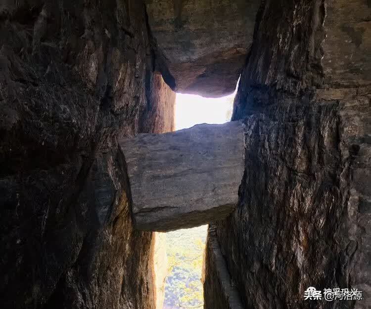 巩义龙尾风水(剃龙尾都有什么讲究)