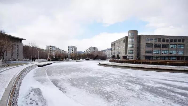 大连工业大学(大连理工研究生学院)