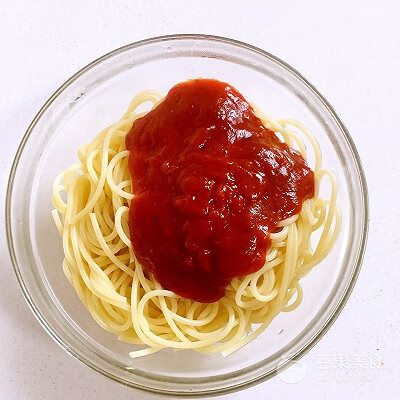 意大利面的原料成分(番茄意大利面的做法)