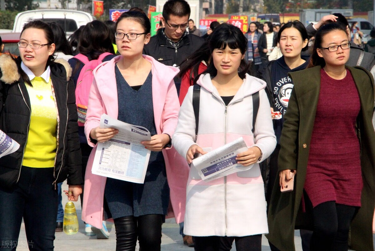 幼师资格证报考(拿教师证必须三证)