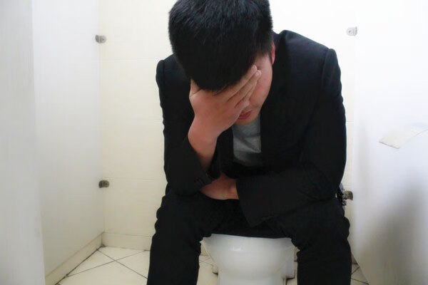 经常尿道炎怎么办(尿道炎是什么原因引起的)
