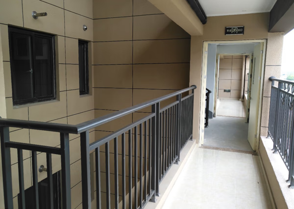 两梯四户蝶形平面图(蝶形两梯四户户型图)