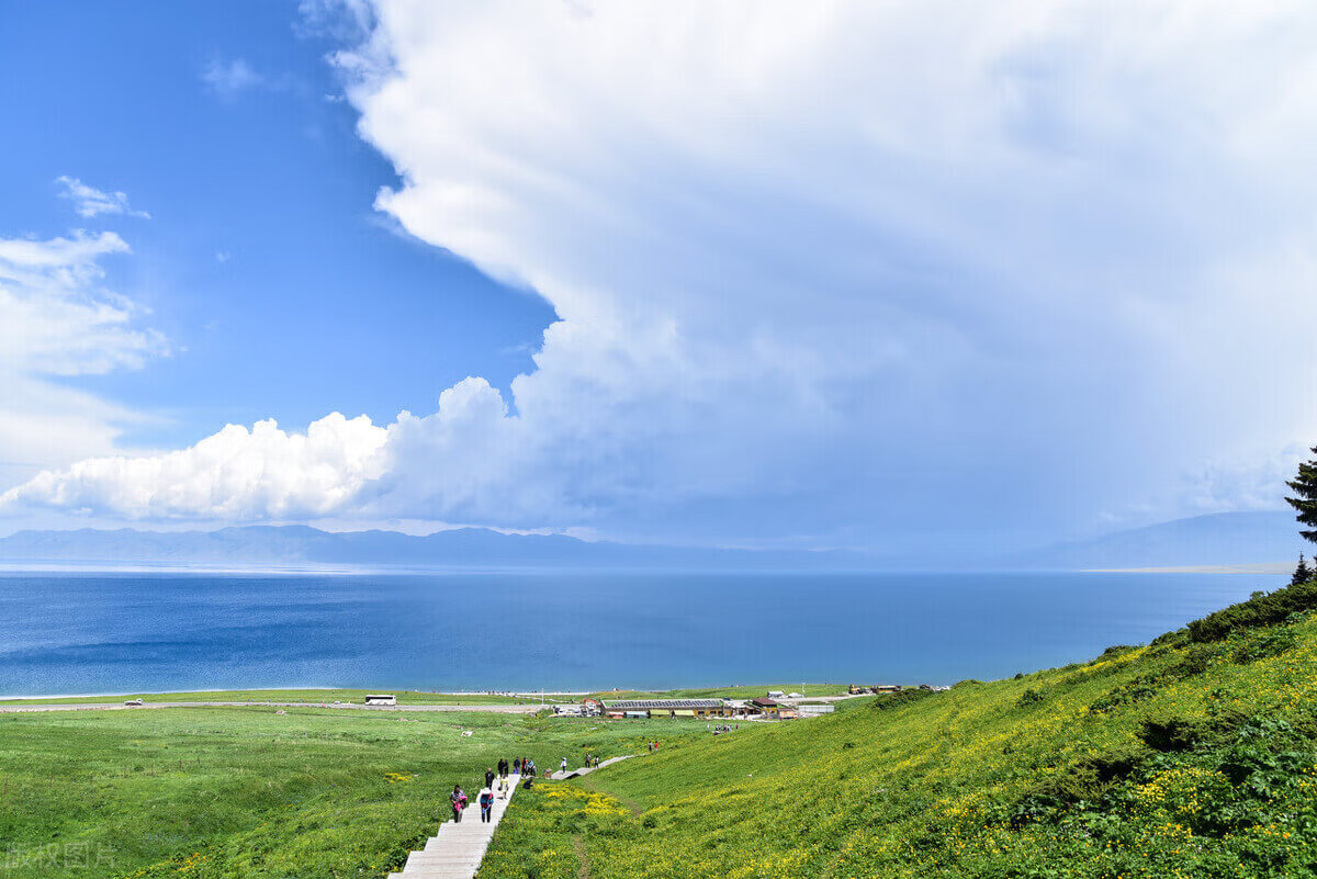 7月份旅游去哪里好玩(1月份旅游去哪里好)
