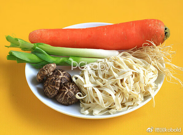 紫外线过敏症状怎么办(紫外线过敏症状图片)