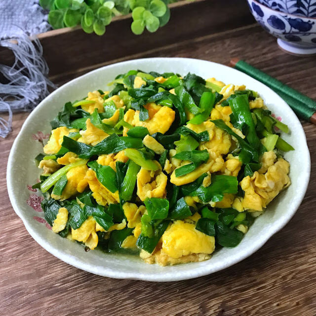 掉发脱发吃什么好(女性脱发吃什么好)