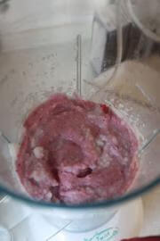 草莓奶昔怎么做(哪些水果适合做水果奶昔)
