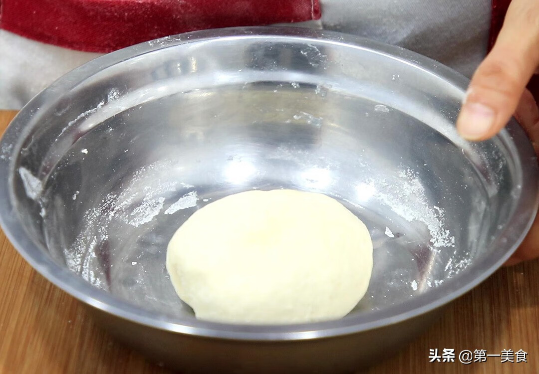 面粉的100种做法大全图片(普通面粉的做法大全)