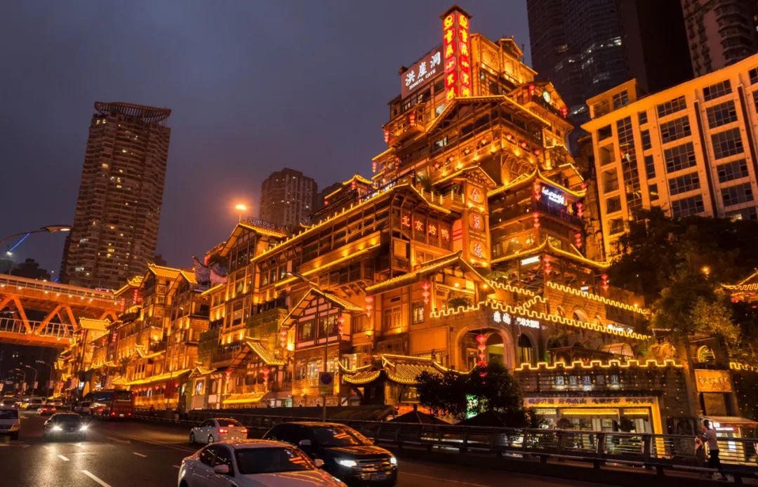 寒假适合去哪里旅游(寒假适合旅游的地方有哪些)