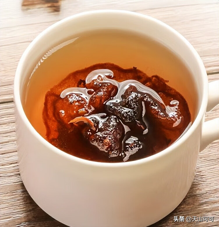 夏天喝什么茶好喝(夏天应该喝什么茶最好)