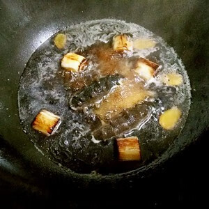 怎么样做葱烧海参(葱烧海参烹调方法)