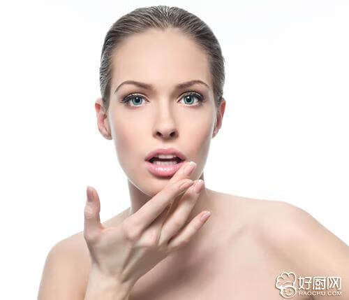 眼皮浮肿是怎么回事(眼皮浮肿怎么办)
