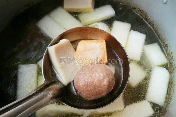 海带冬瓜排骨汤的做法(冬瓜海带排骨汤的做法家常)