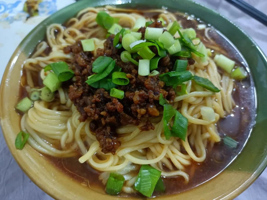 附近餐厅饭店(附近餐饮)