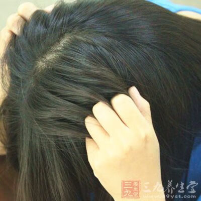 头皮发麻是怎么回事,怎么解决(头皮发麻怎么解决)