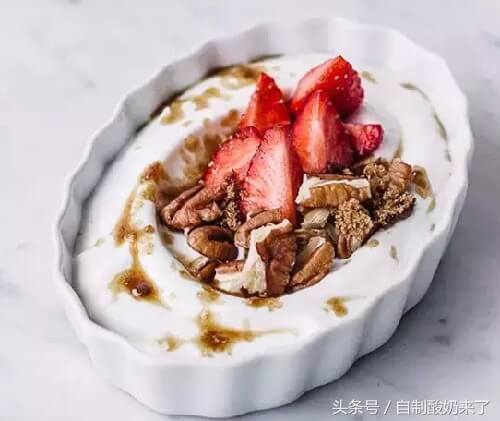 喝什么酸奶减肥?(喝哪种酸奶减肥效果好)