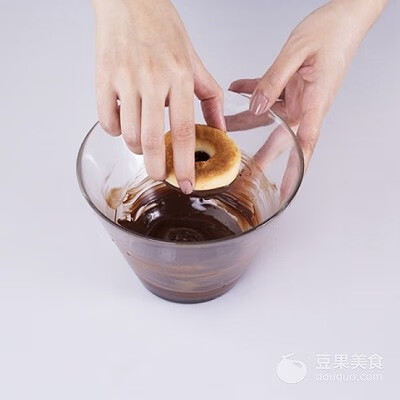 甜甜圈的做法和配方(甜甜圈的做法步骤)