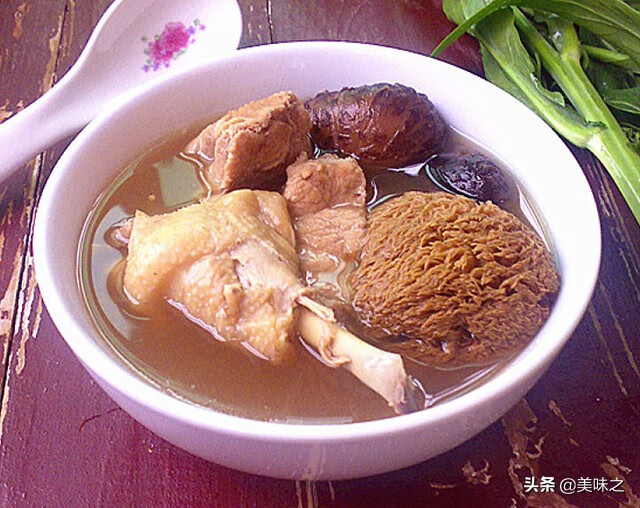 鸡汤(鸡汤的功效与作用)