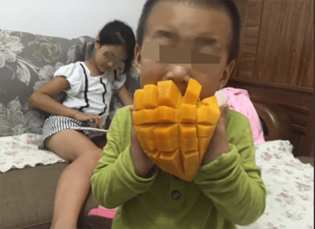 小儿过敏了怎么办最快方法(为什么孩子老是反复过敏)