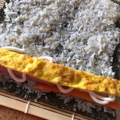 做寿司的材料和工具(寿司需要什么材料)