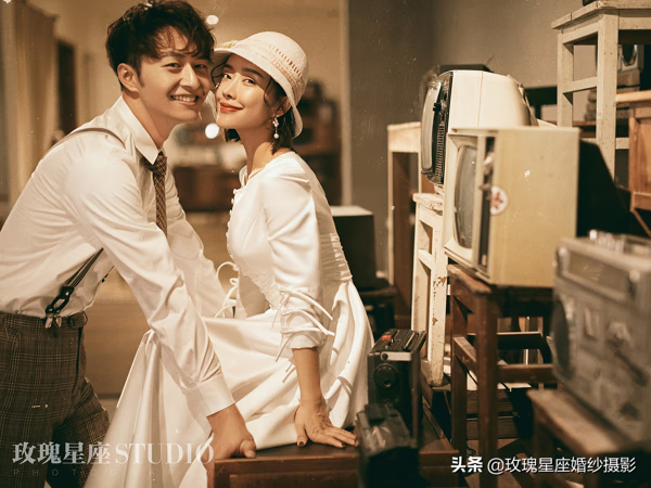 请柬怎么写 范文(正规请柬格式范文图片)