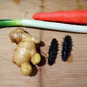 怎么样做葱烧海参(葱烧海参烹调方法)