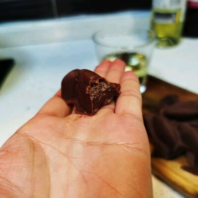 怎么制作巧克力(怎么用巧克力做巧克力)