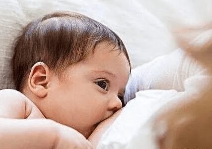 5个月宝宝吃奶量标准(5个月孩子吃奶量)