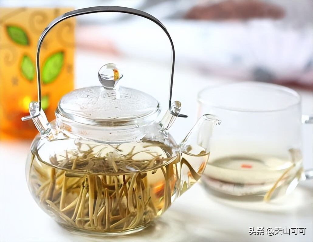 夏天喝什么茶好喝(夏天应该喝什么茶最好)