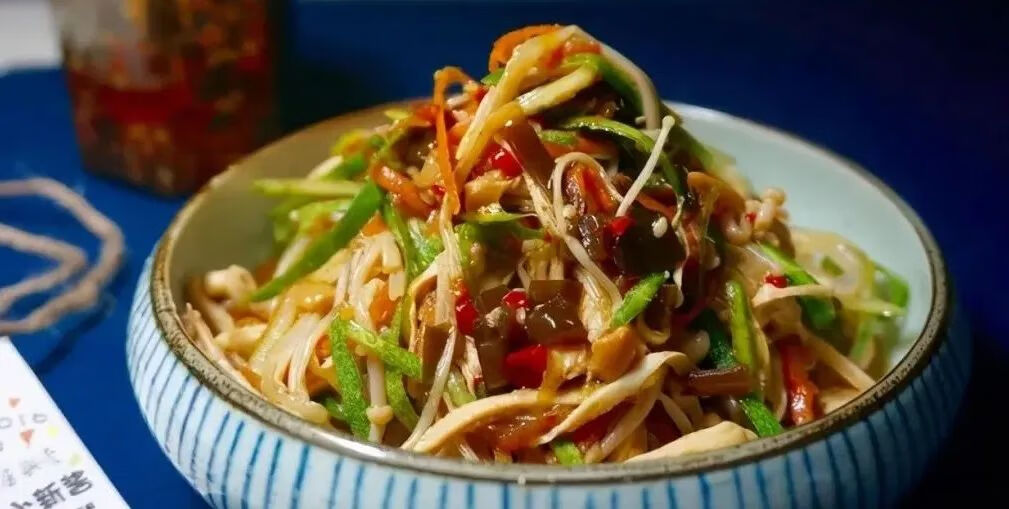 凉拌菜的做法大全集(凉拌菜做法大全 配方)