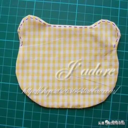 婴儿围嘴怎么做(新生儿需要围嘴吗)