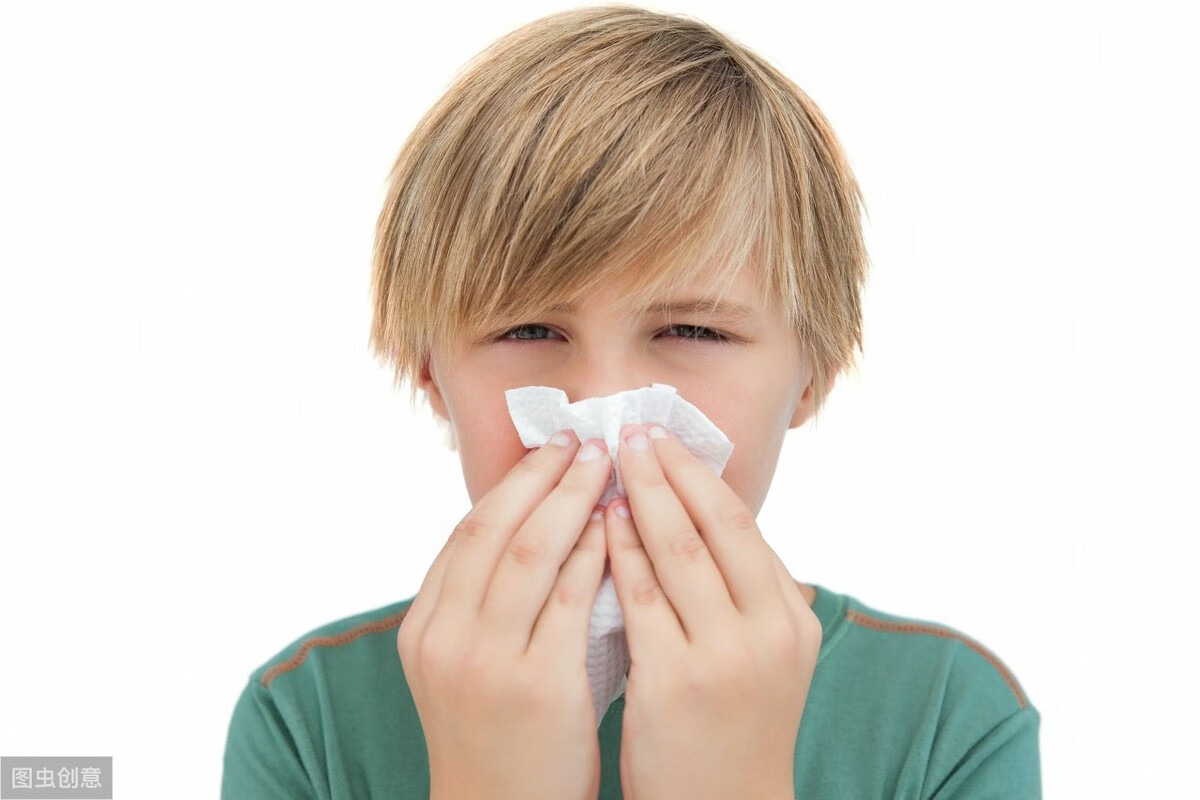 孩子流清鼻涕是什么感冒(流粘稠的清鼻涕是什么感冒)