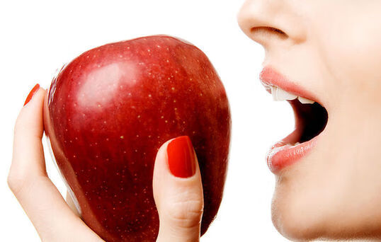 什么时候吃苹果最好?(早上什么时候吃苹果最好)