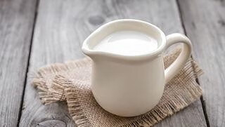 喝牛奶的好处和坏处分别是什么(常喝牛奶有啥好处和坏处)