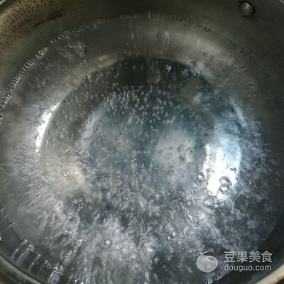 菠菜鸡蛋汤的家常做法(菠菜鸡蛋汤的禁忌)