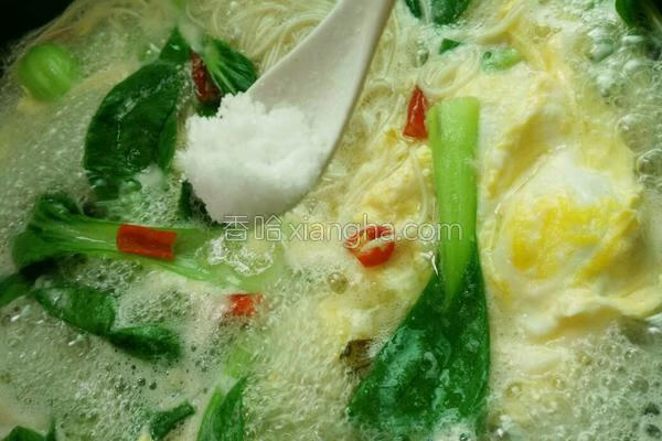 青菜鸡蛋面的做法(青菜鸡蛋面怎么煮好吃又简单)
