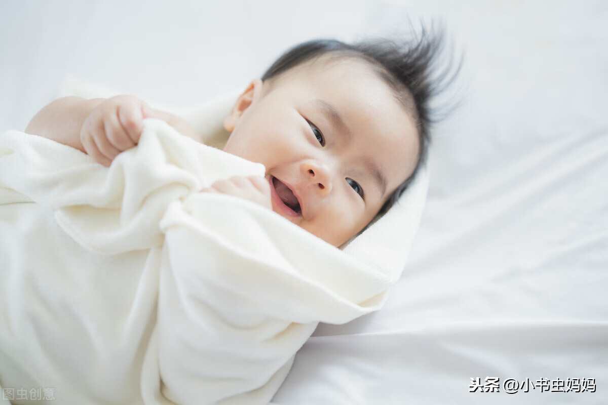 婴儿睡觉(宝宝睡觉时)