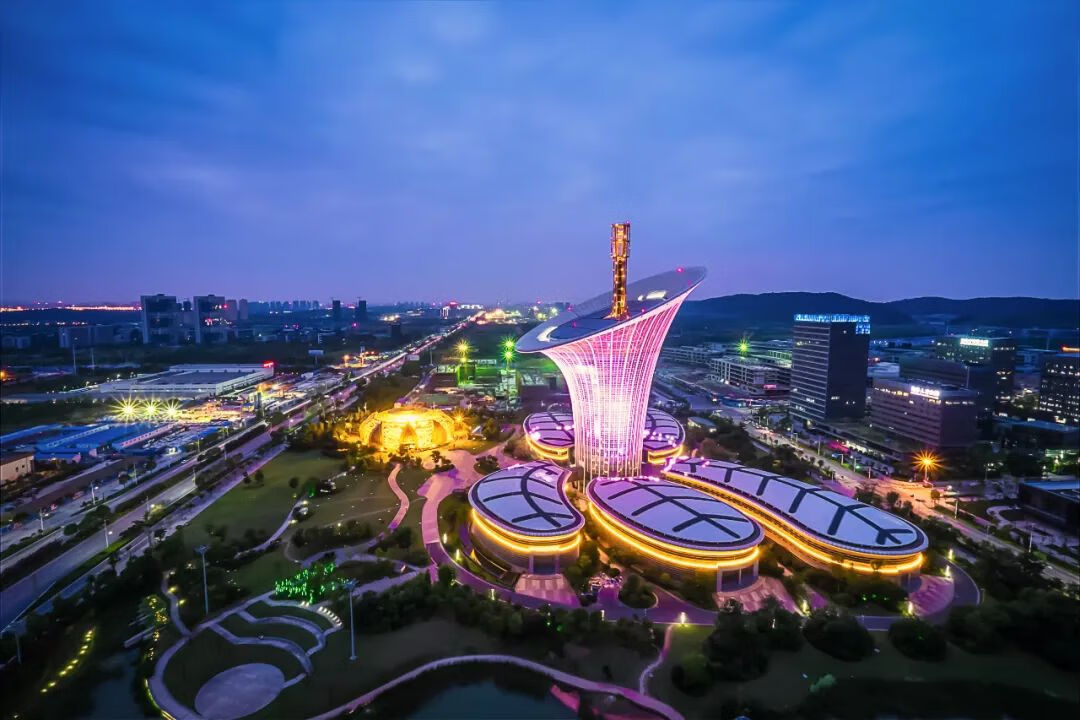 寒假适合去哪里旅游(寒假适合旅游的地方有哪些)