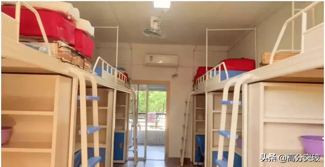 中山大学南方学院宿舍环境(广州南方学院教职工宿舍)