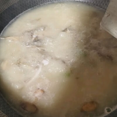 鱼汤的做法步骤(做鱼汤的步骤)