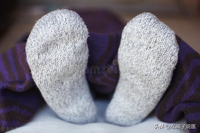 睡眠袜子(睡眠袜可以当普通袜子吗)
