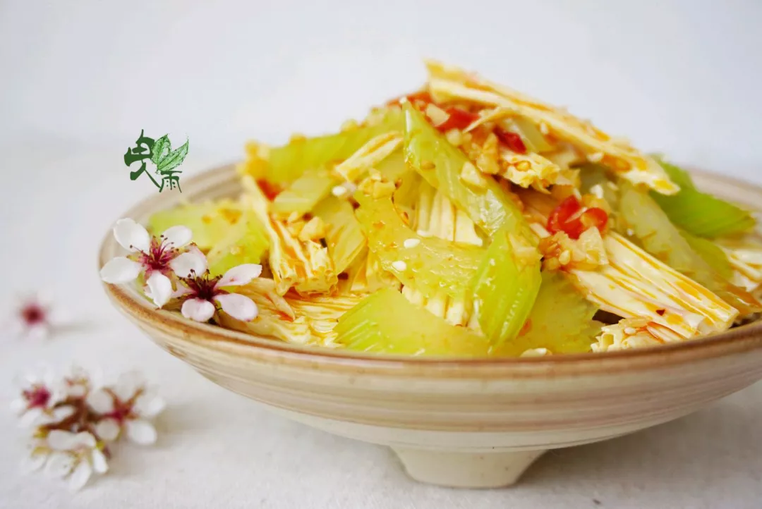 新鲜腐竹的做法大全(腐竹的各种做法大全)