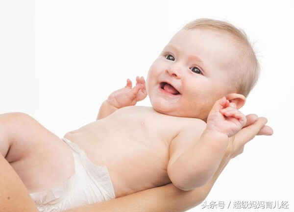 三个月婴儿的发育指标(三个月婴儿发育标准和表现)