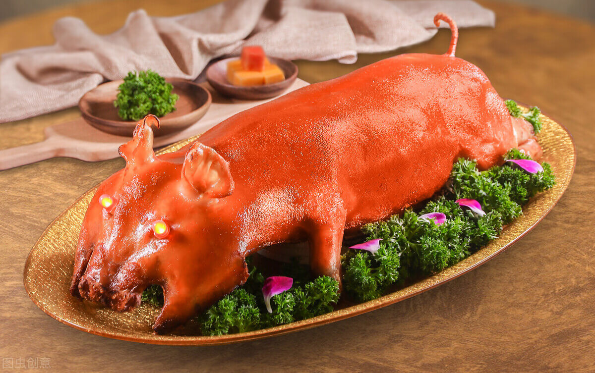 烤乳猪是哪个菜系的名菜(烤乳猪是哪个地方的特色名菜?)-百科学社