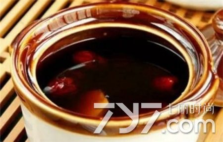 平时喝红糖水有什么好处(喝红糖水有啥用)