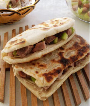 孕妇能吃驴肉火烧吗?