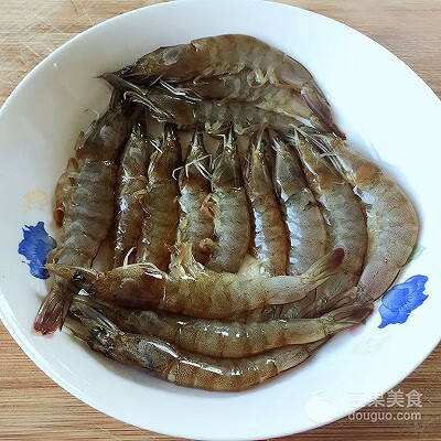 椒盐香酥虾的做法(椒盐香酥虾窍门)