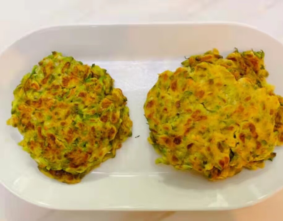 槐树花怎么吃?(槐树花怎么做菜好吃)