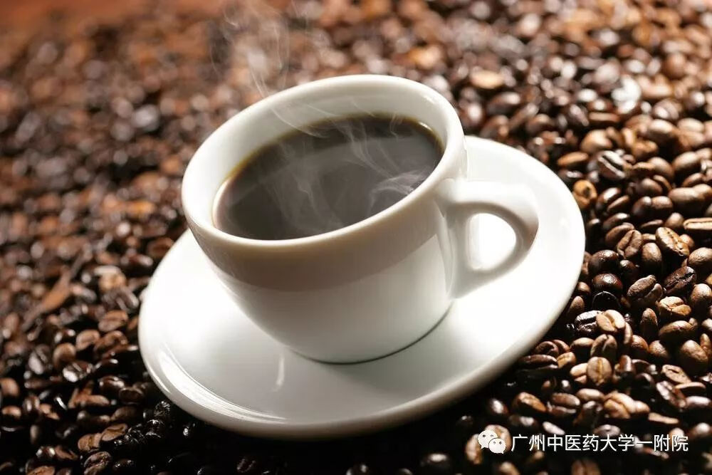 我月经期可以喝咖啡吗(经期到底能不能喝咖啡)